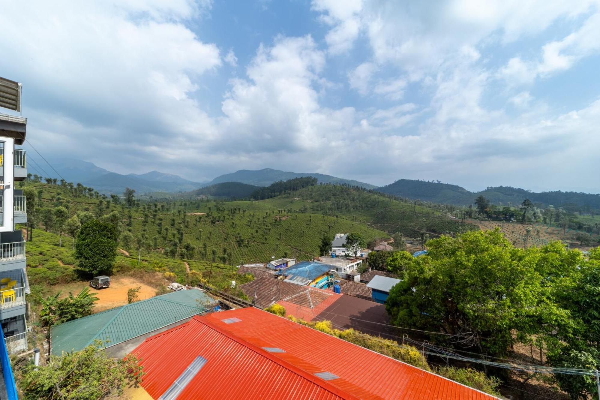 Sri Nandha Luxury Comforts Valparai Exterior photo