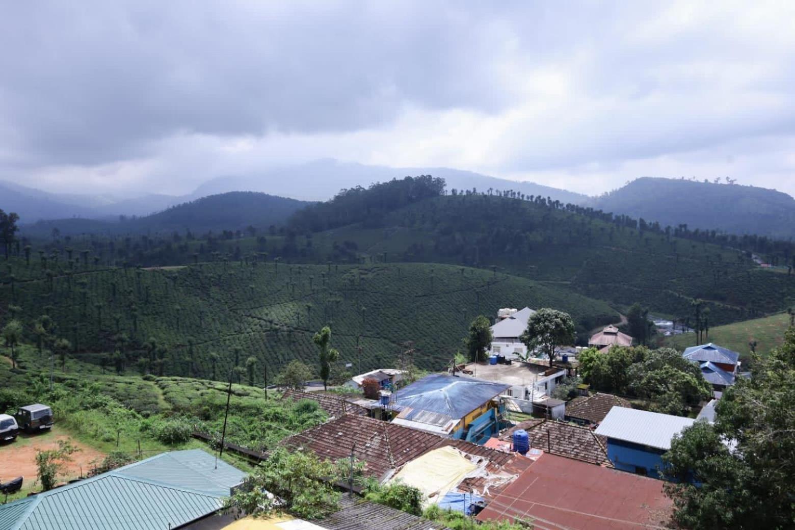 Sri Nandha Luxury Comforts Valparai Exterior photo