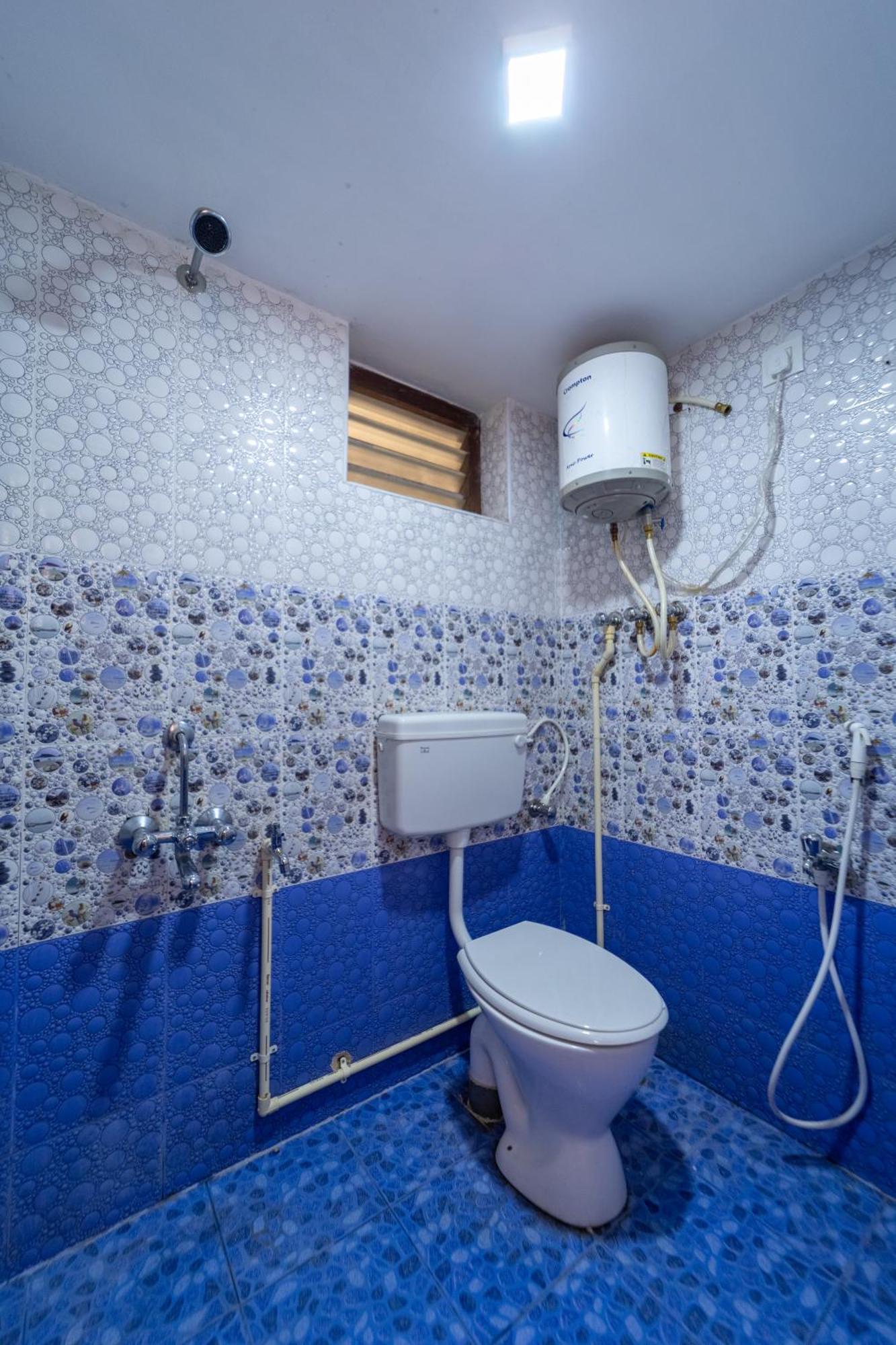 Sri Nandha Luxury Comforts Valparai Exterior photo