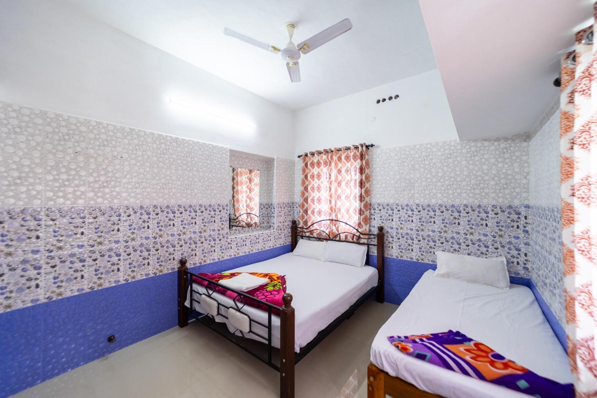 Sri Nandha Luxury Comforts Valparai Exterior photo